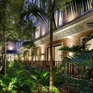 Thrive, A Tropical Courtyard 加德满都